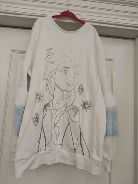 2013 F&F White Kids Elsa Graphic Sweatshirt with Blue Faux Fur Cuffs